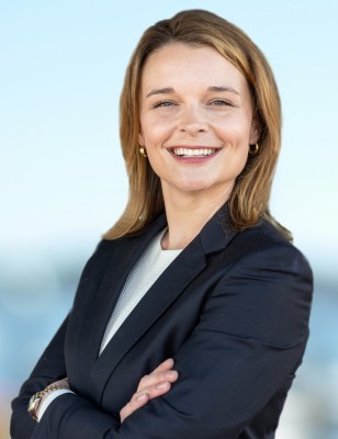 Lara Robertson Lara Robertson Team Photo